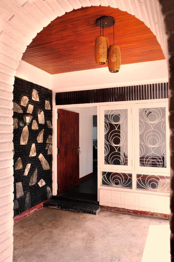 Best Hostel Yala Tissamaharama Ngoại thất bức ảnh